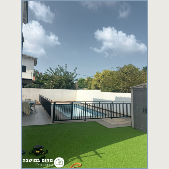 למכירה בכקמי בנימינה בית מקסים עם בריכה